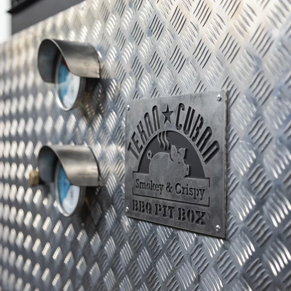 Pit Box® Texan-Cuban